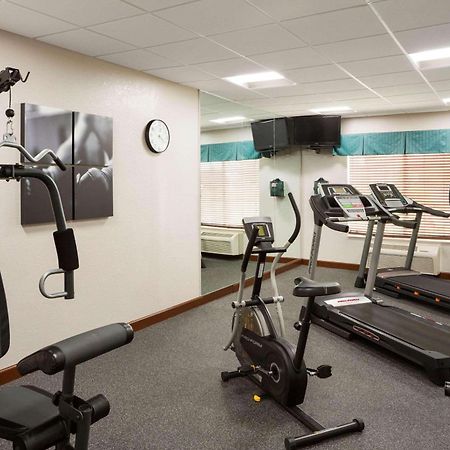 Country Inn & Suites By Radisson, Grand Rapids Airport, Mi Каскейд Экстерьер фото