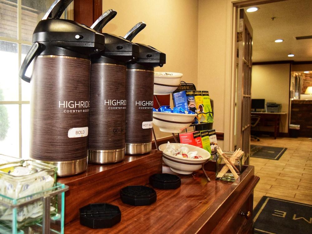 Country Inn & Suites By Radisson, Grand Rapids Airport, Mi Каскейд Экстерьер фото