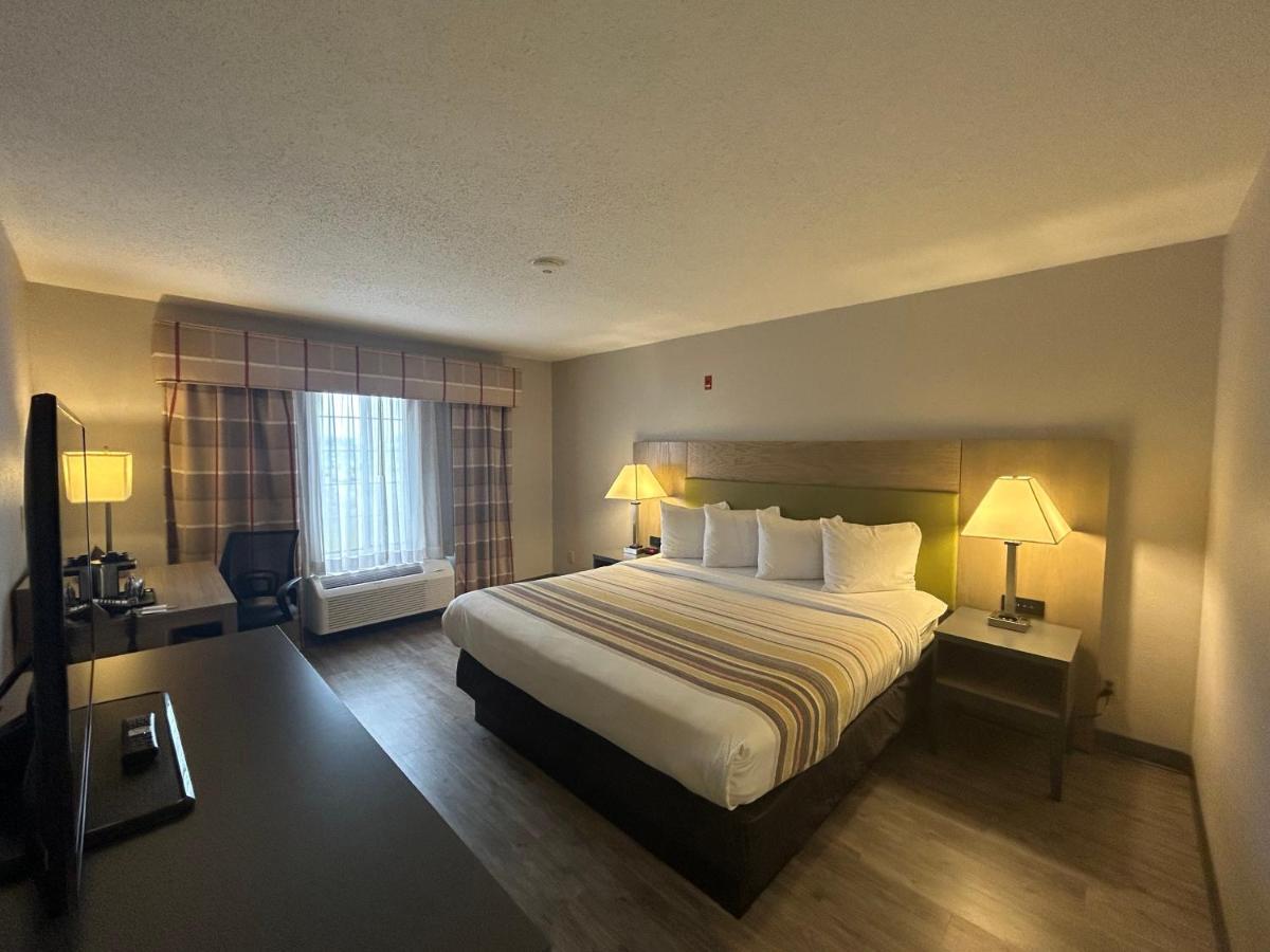 Country Inn & Suites By Radisson, Grand Rapids Airport, Mi Каскейд Экстерьер фото
